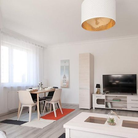 Uroczy Apartament Rzeczna Колобжег Екстер'єр фото